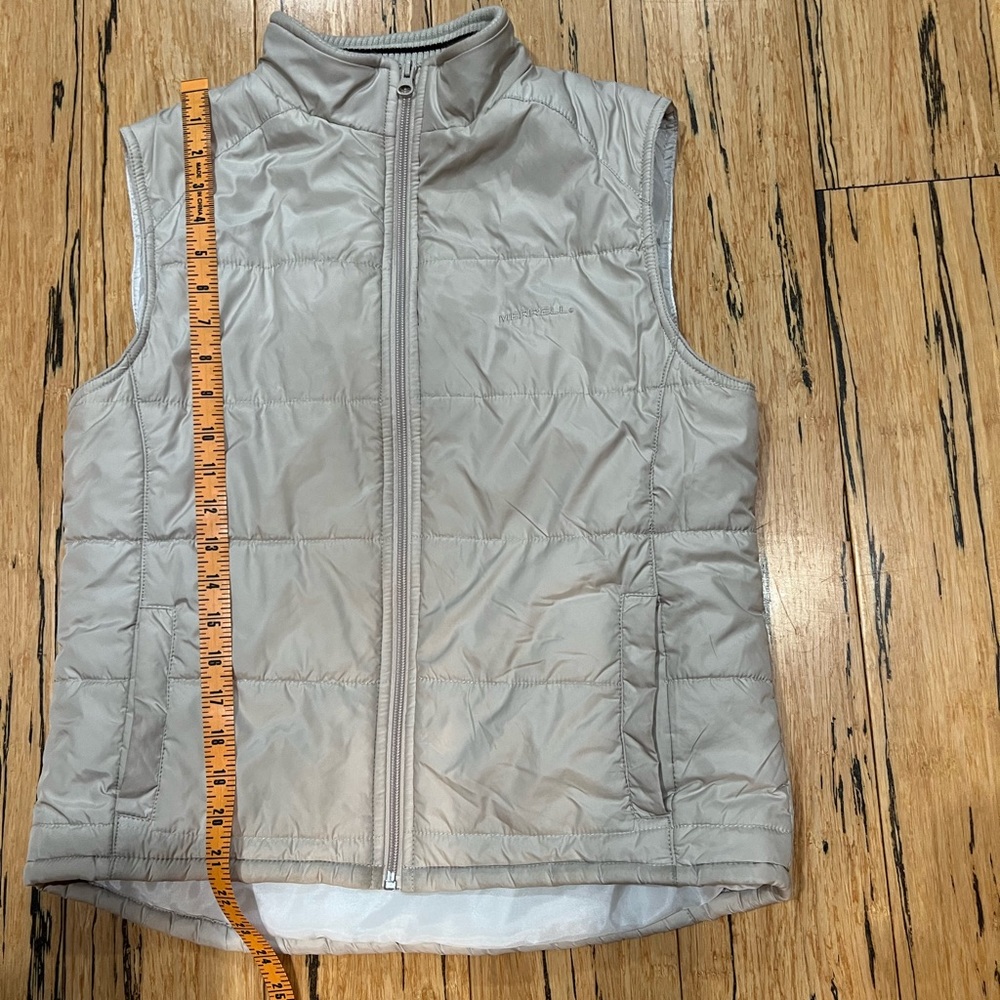Merrel Vest - Picture 2 of 9